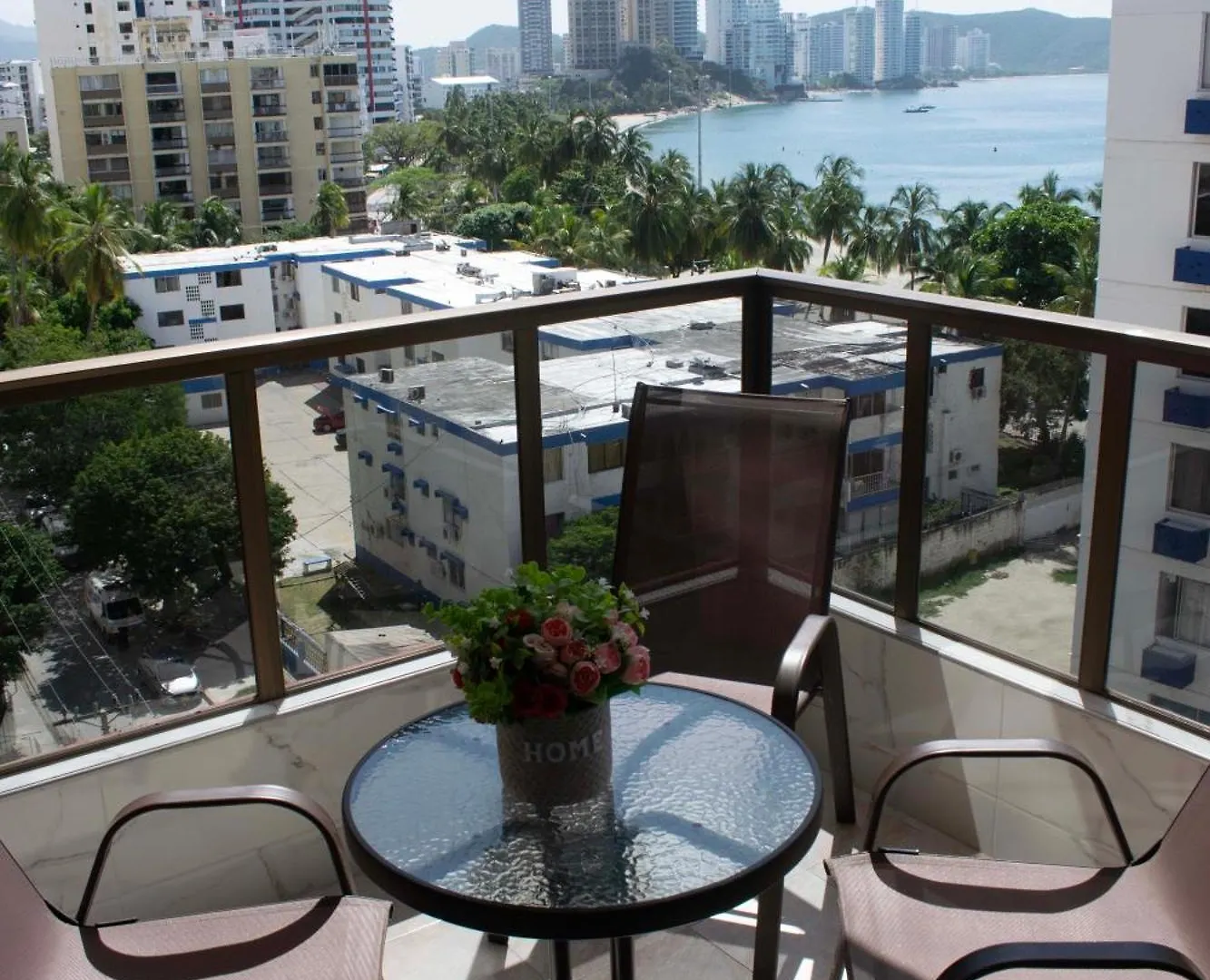 Apartamento Vista Azul Rodadero Laureles 801 Gaira